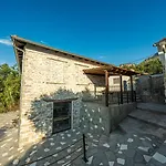 Thalori *